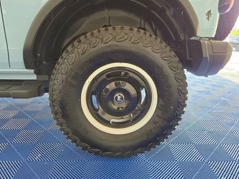 New 2024 Ford Bronco Heritage Edition image 28