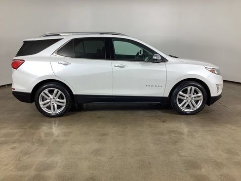 Used 2019 Chevrolet Equinox Premier FWD image 5