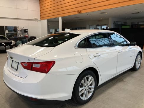 Used 2018 Chevrolet Malibu LT image 5