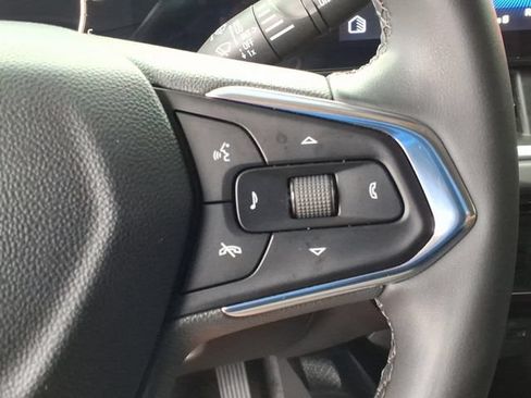 Used 2025 Chevrolet Trax ACTIV w/ Driver Confidence Package FWD image 21