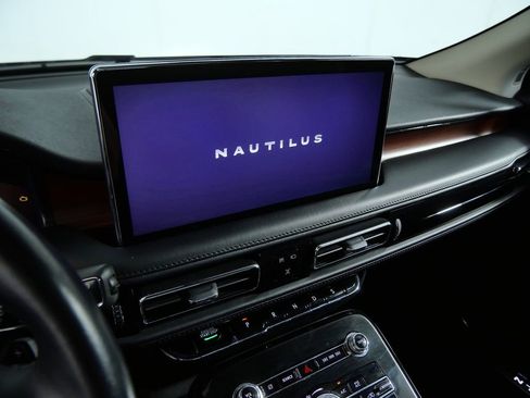 Certified 2023 Lincoln Nautilus Reserve w/ Equipment Group 201A AWD/4WD image 20