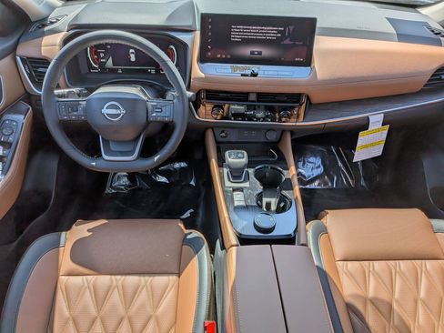 New 2026 Nissan Rogue Platinum AWD/4WD image 10