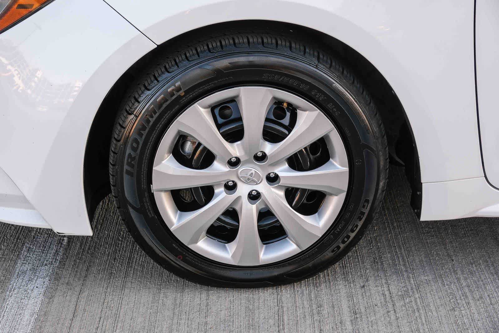 Certified 2024 Toyota Corolla LE FWD image 10