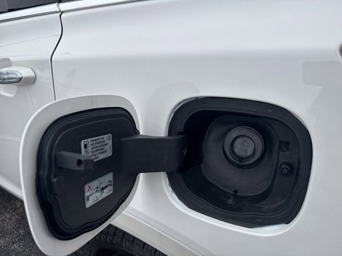 Used 2022 Cadillac XT5 Premium Luxury image 30