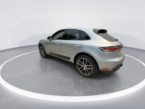 Used 2023 Porsche Macan AWD/4WD image 5