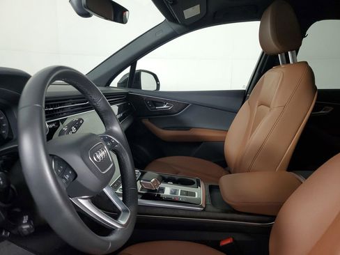 Used 2021 Audi Q7 3.0T Premium AWD/4WD image 22