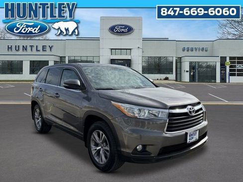 Used 2016 Toyota Highlander Plus image 4
