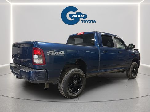 Used 2022 RAM 2500 Big Horn w/ Night Edition AWD/4WD image 7