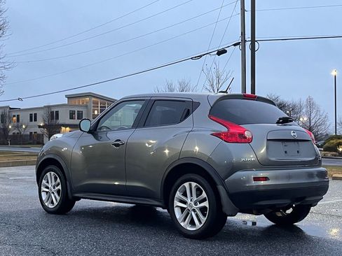 Used 2011 Nissan Juke SL image 6