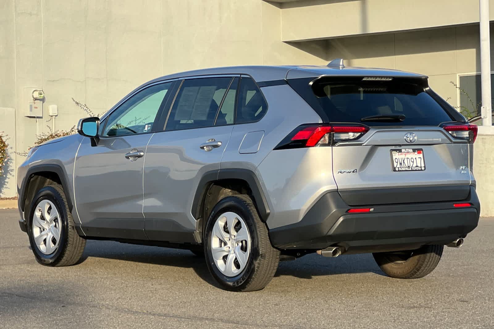 Certified 2025 Toyota RAV4 LE AWD/4WD image 7