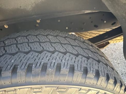 Used 2014 Ford F250 XL w/ Power Equipment Group RWD image 29