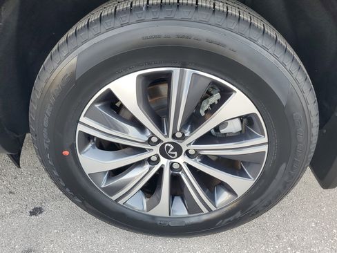 Used 2023 INFINITI QX60 Pure image 9