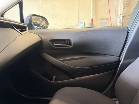 Used 2023 Toyota Corolla LE FWD image 35
