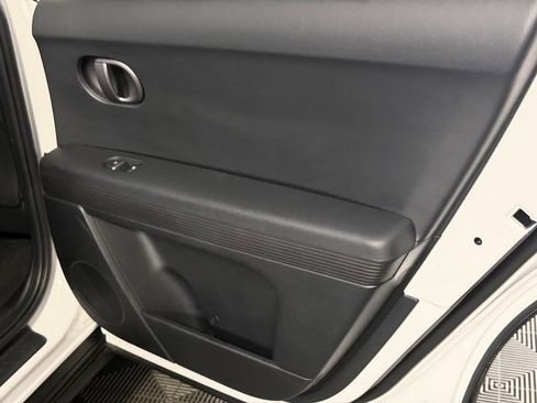 Used 2025 Hyundai Ioniq 5 SEL image 29