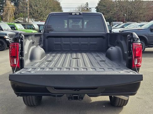 New 2026 RAM 3500 Laramie AWD/4WD image 10
