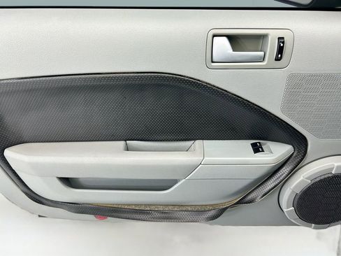 Used 2008 Ford Mustang GT RWD image 21