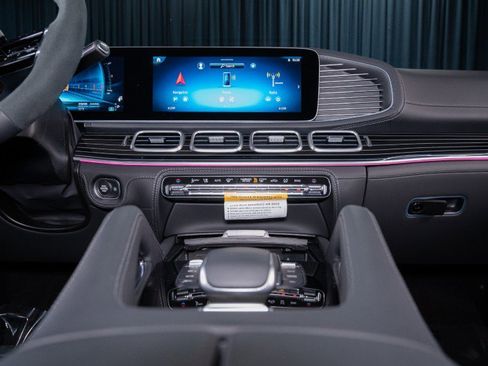 New 2026 Mercedes-Benz GLE 53 AMG 4MATIC Coupe image 19