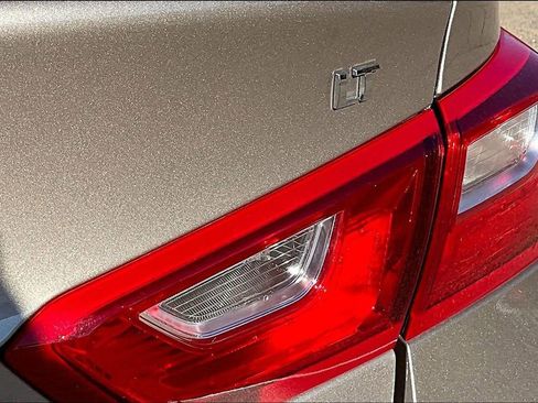 Used 2024 Chevrolet Malibu LT image 22