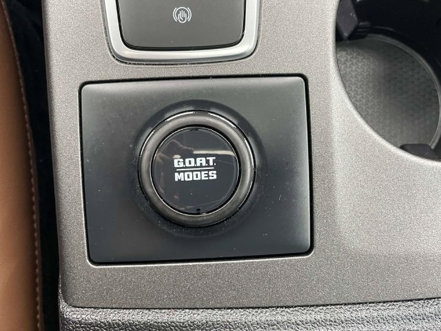Certified 2025 Ford Bronco Sport Outer Banks w/ Outer Banks Tech Package+ AWD/4WD image 33