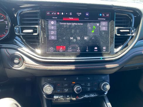 Used 2025 Dodge Durango GT w/ Blacktop Package RWD image 15