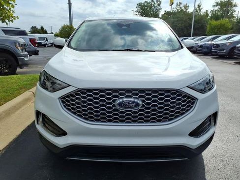Certified 2024 Ford Edge SEL w/ Convenience Package AWD/4WD image 2