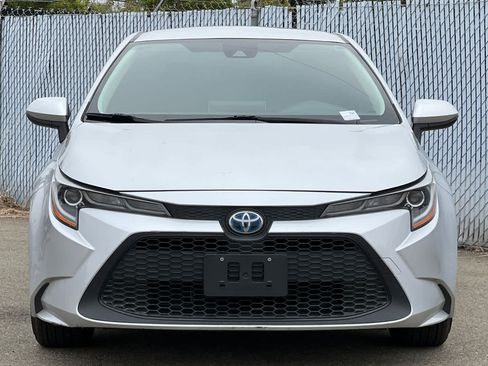 Used 2021 Toyota Corolla LE FWD image 8