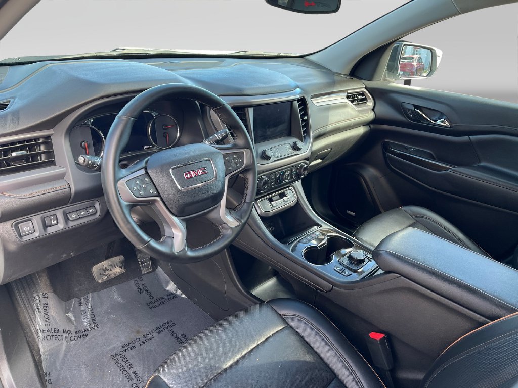Used 2023 GMC Acadia AT4 w/ Technology Package AWD/4WD image 10