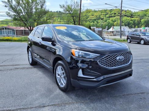 Used 2023 Ford Edge SEL image 6
