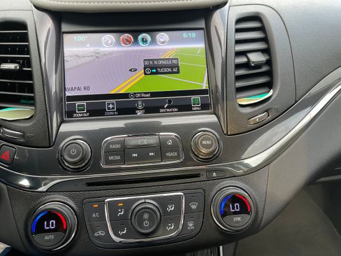 Used 2018 Chevrolet Impala Premier FWD image 18