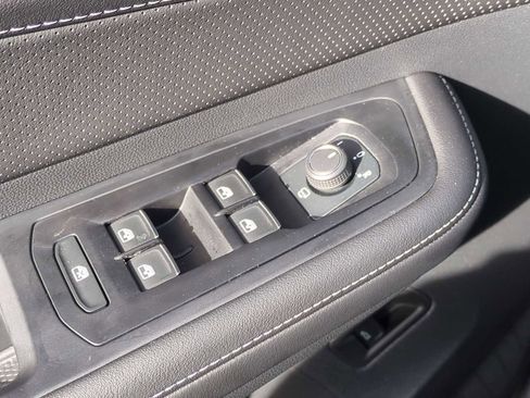 Used 2026 Volkswagen Atlas SEL Premium R-Line image 23