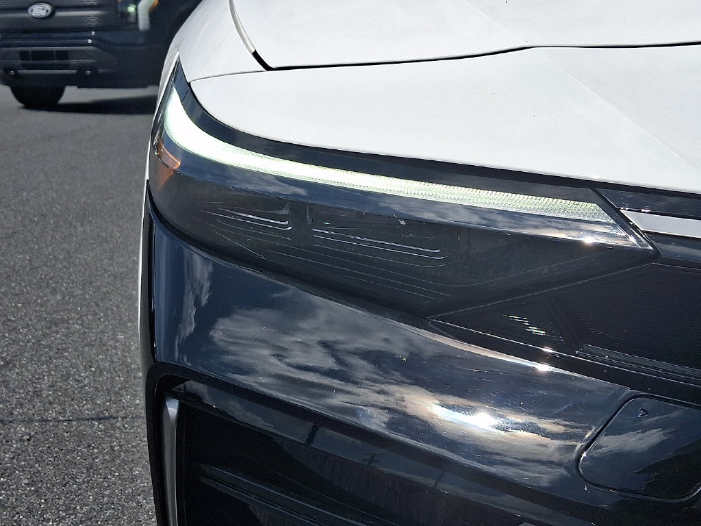 Used 2025 Hyundai Elantra N Line FWD image 9