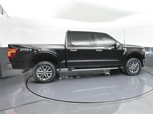 Used 2024 Ford F150 Lariat w/ FX4 Off-Road Package AWD/4WD image 26