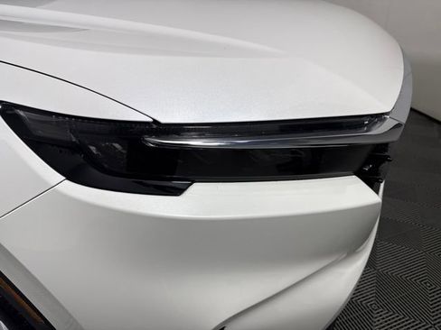 Used 2025 Honda CR-V EX image 12