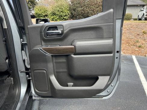 Used 2021 Chevrolet Silverado 1500 RST image 55