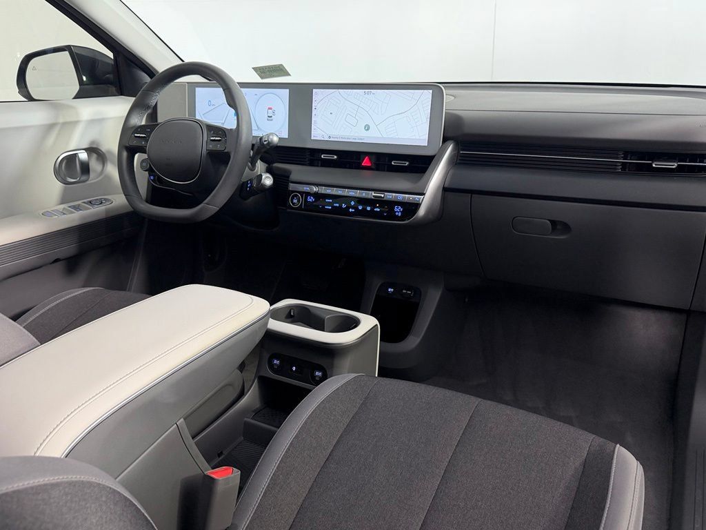 Used 2024 Hyundai Ioniq 5 SEL RWD image 18