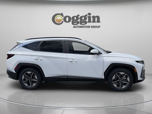 New 2026 Hyundai Tucson SEL w/ Tow & Go Package FWD image 6