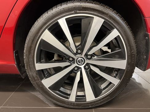 Used 2021 Nissan Altima 2.5 SR w/ SR Premium Package image 7