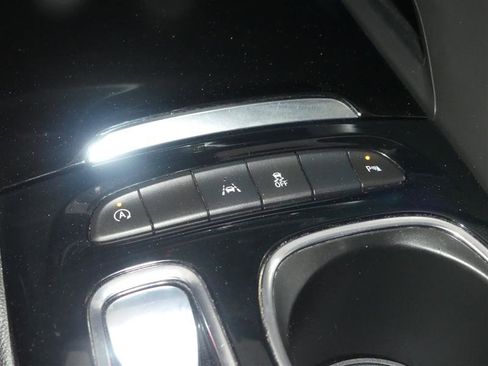 Used 2021 Buick Envision Preferred image 38