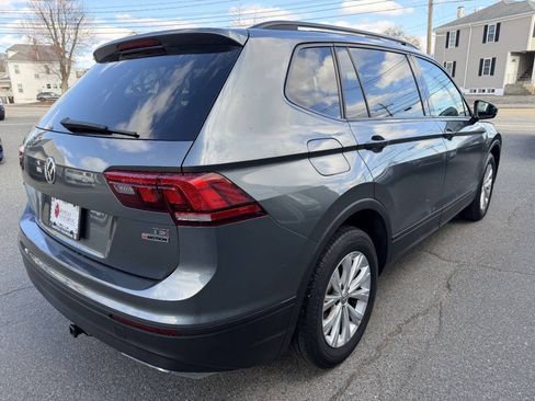 Used 2018 Volkswagen Tiguan S w/ 3rd Row Seat Package AWD/4WD image 10