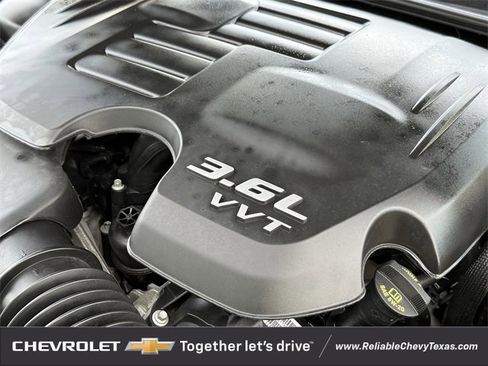 Used 2022 Dodge Challenger GT image 31