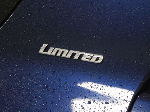 Used 2016 Toyota 4Runner Limited image 14