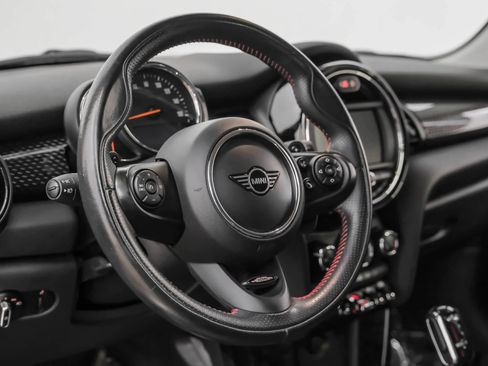 Used 2020 MINI Cooper S image 10