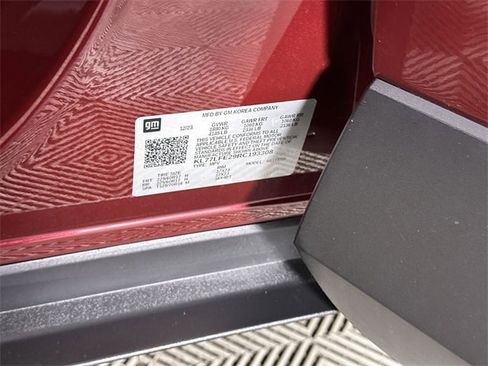 Used 2024 Chevrolet Trax LS image 35