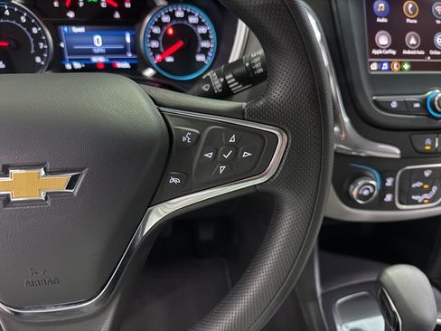 Certified 2024 Chevrolet Equinox LS w/ LS Convenience Package image 18