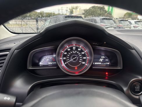 Used 2016 MAZDA MAZDA3 i Touring image 11