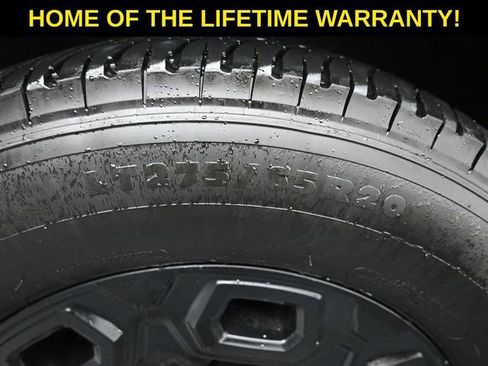 Used 2024 Chevrolet Silverado 3500 High Country w/ Technology Package image 59