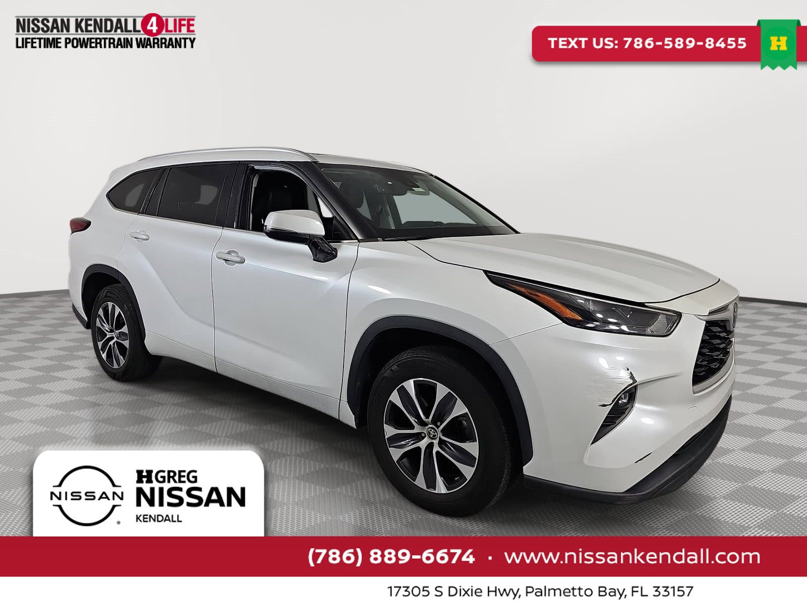 Used 2022 Toyota Highlander XLE FWD image 1