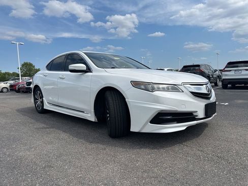 Used 2016 Acura TLX FWD image 12