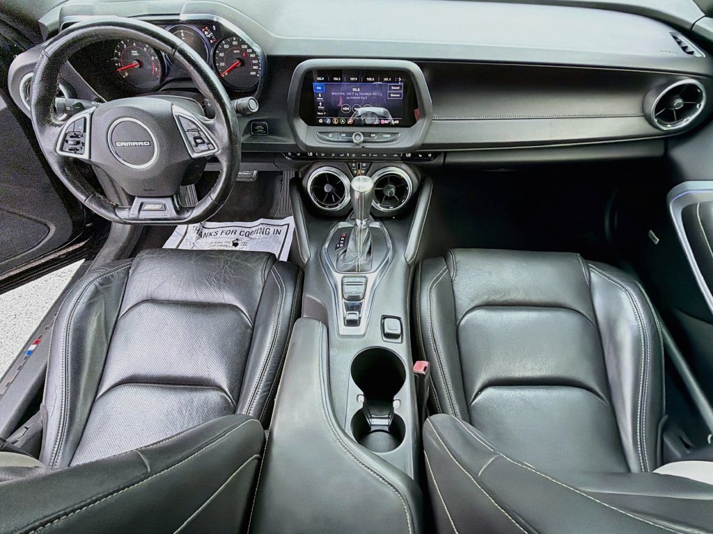 Used 2020 Chevrolet Camaro SS RWD image 15