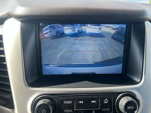 Used 2019 GMC Yukon XL SLT w/ Open Road Package RWD image 28